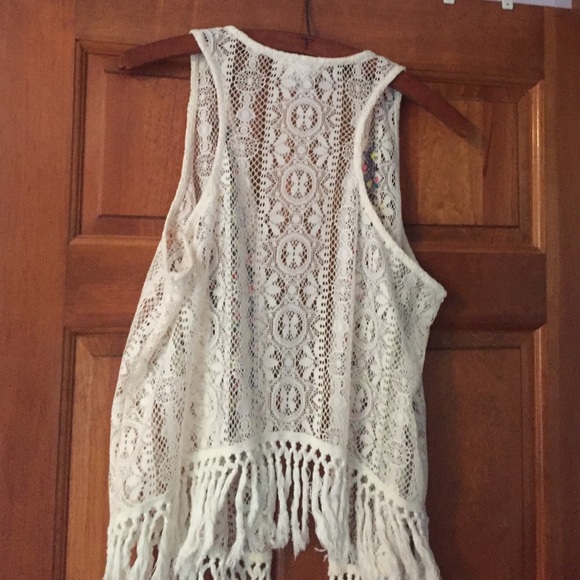 Crochet and Lace Vest - Picture 4 of 4