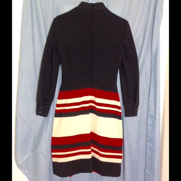 Vntg 60s or 70s wool & polyester blend dress - Picture 3 of 4