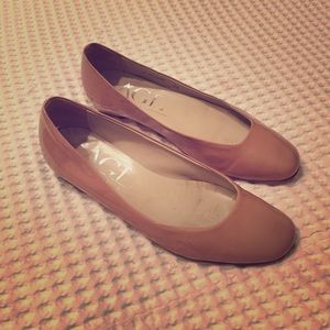 GIFT WITH PURCHASE 🎁 Patent Leather Flats