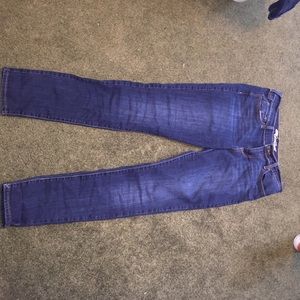 Old navy the sweetheart regular jeans!