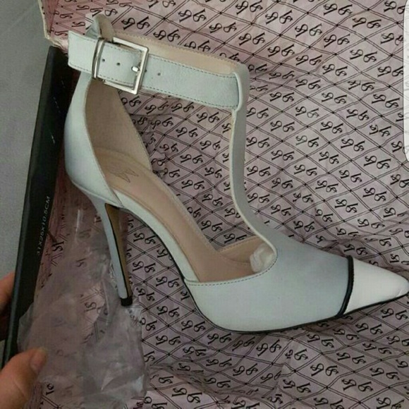 Victoria's Secret Shoes Victoria Secret Shoe Brand New Suede 4 Heel