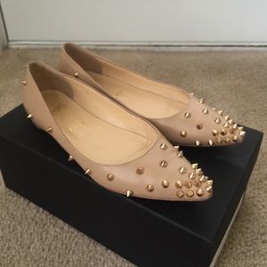 Nude flats
