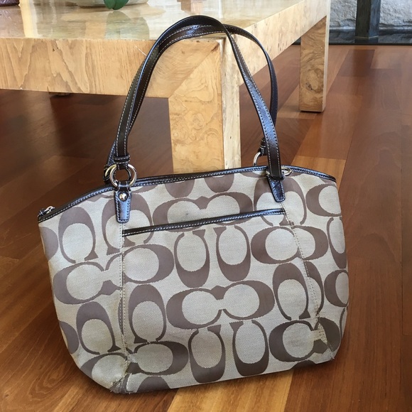 Coach Zipper Signature Tote Bag - Picture 2 of 4