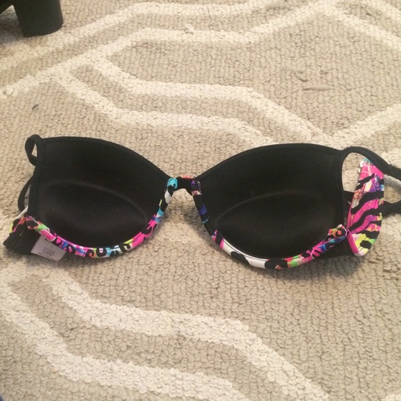 Push up bikini - Picture 2 of 2