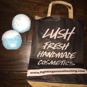 Lush Big Blue bath bombs
