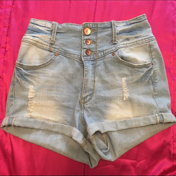distressed high waisted shorts--NEED GONE