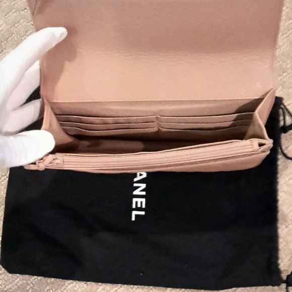 Chanel bag with receipt (Sold) - Picture 2 of 3