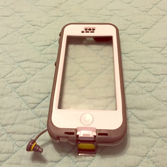 iPhone 5c Nuude life proof case