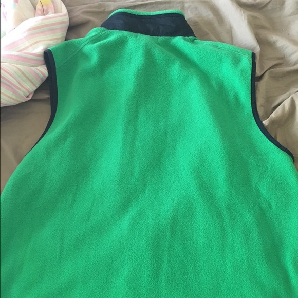 NWT vineyard vines vest - Picture 3 of 3