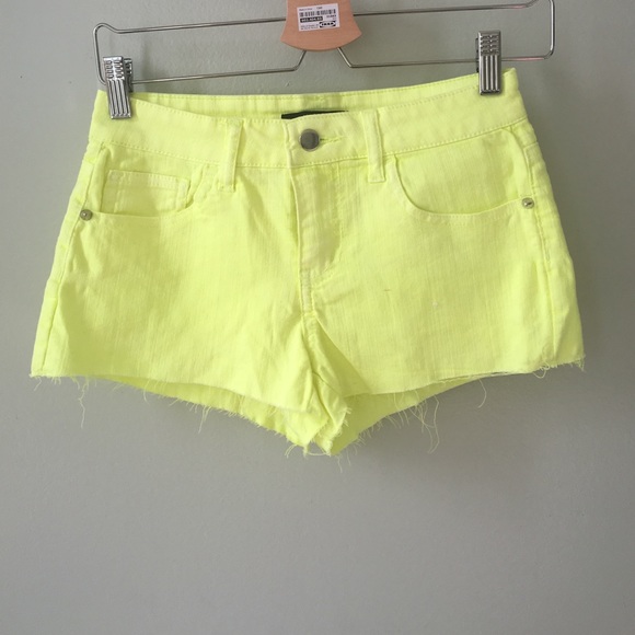 Foreve 21 neon yellow shorts