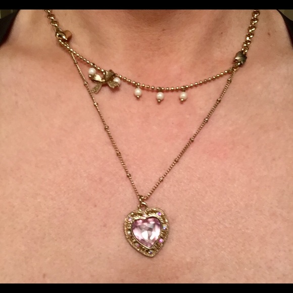 NIB Betsey Johnson Sparkling Pink Heart Necklace💞 - Picture 2 of 3