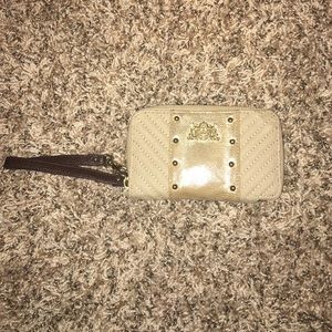Juicy Couture Wristlet