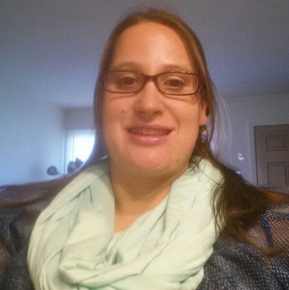 Meet your Posher, Alicia - Picture 1 of 1