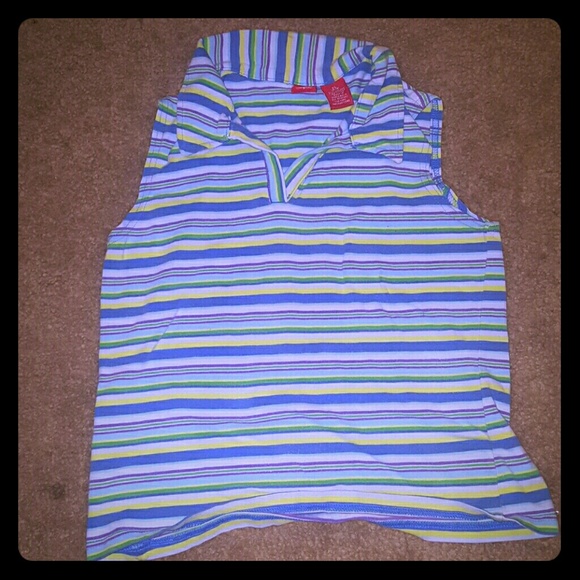 Mossimo sleeveless shirt