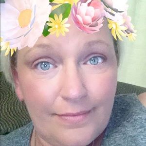 Meet your Posher, Mixhelle