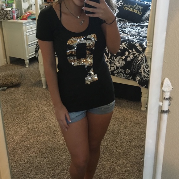 PINK Victoria's Secret Tops - Pink xs tshirt