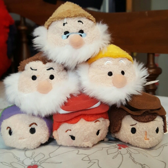 Six Tsum Tsums, Toy Story and Dwarves