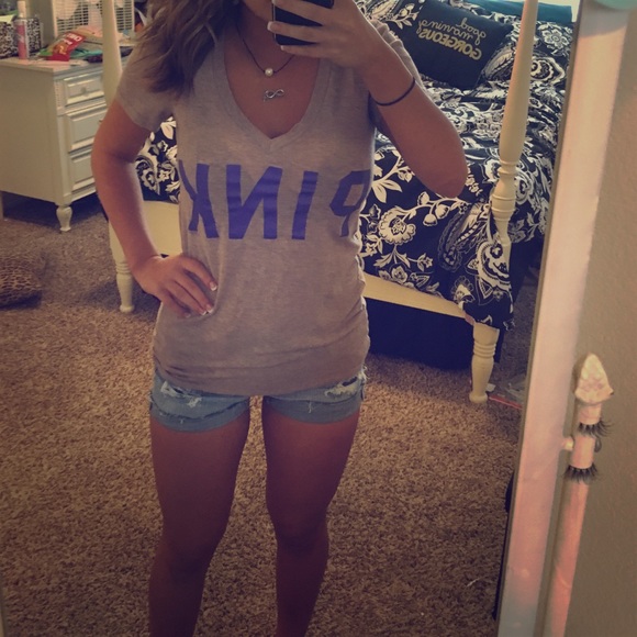 Victoria's Secret Pink tee - Picture 1 of 1