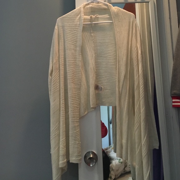 Anthropologie Sweaters - NWOT Anythropologie Cardigan