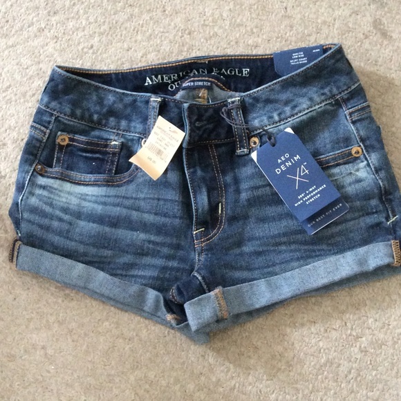 American Eagle Outfitters Pants - Super stretch shorts