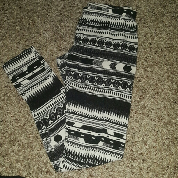 Patterned leggings