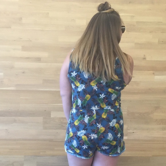 Pineapple Print Romper - Picture 3 of 3