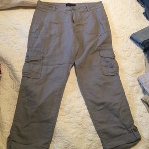 Banana Republic Linen Capri Pants