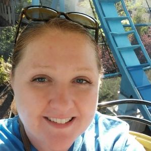Meet your Posher, Deanna