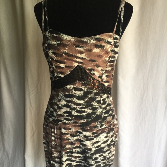 🌿Mini Animal Print Dress - Picture 2 of 3
