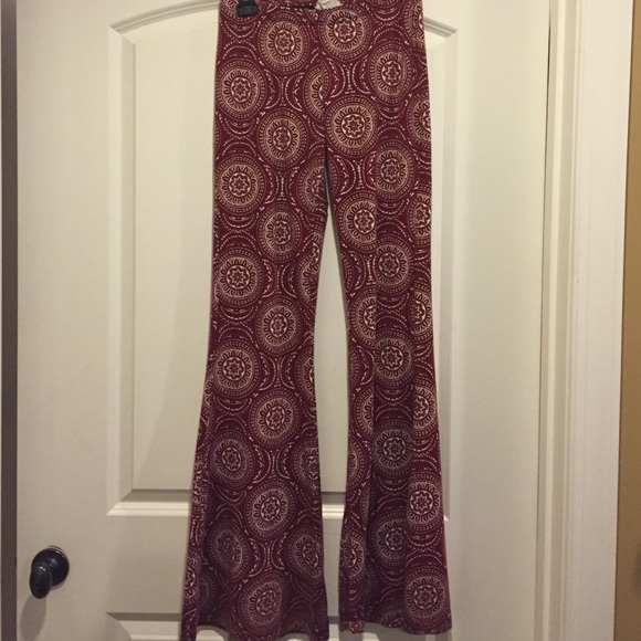 Red long pattern pants