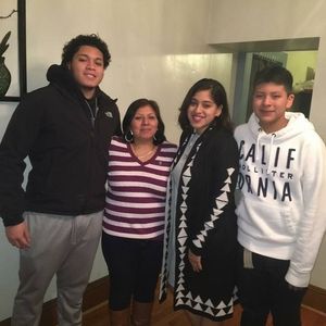 Meet your Posher, Alexandra