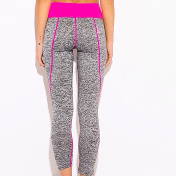 🌷 Yoga Pants 🌷 - Picture 2 of 4