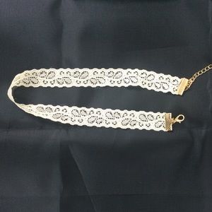 Cream Lace Choker