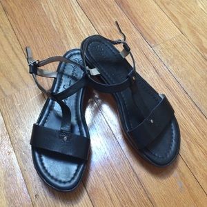 Elizabeth & James black sandals