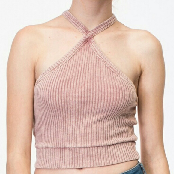 🍥🎉HP last one April spirit pink crop tank sz L - Picture 2 of 3