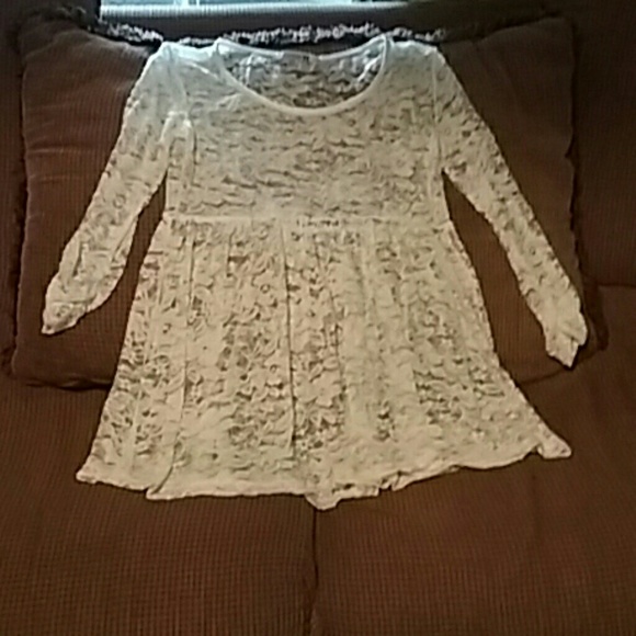 ADORABLE WHITE LACE BABY DOLL TOP NEW