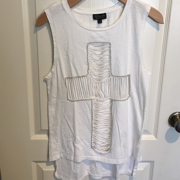 TOPSHOP Ripped Chain Cross Tank