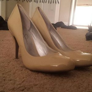 Jessica Simpson Nude Pumps