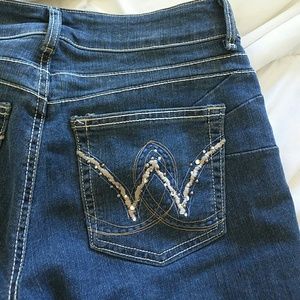Jeans-Wranglers Booty Up