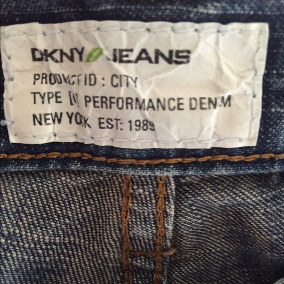 DKNY Performance Denim ( men's) - Picture 3 of 4