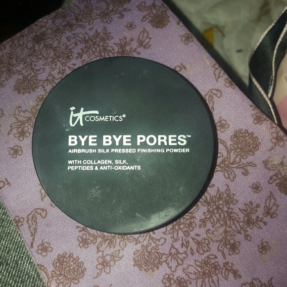 It cosmetics bye bye pores