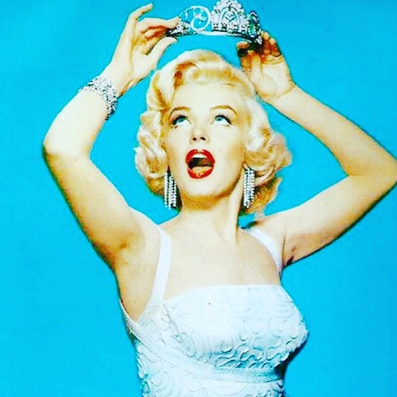 Meet your Posher, Nicole