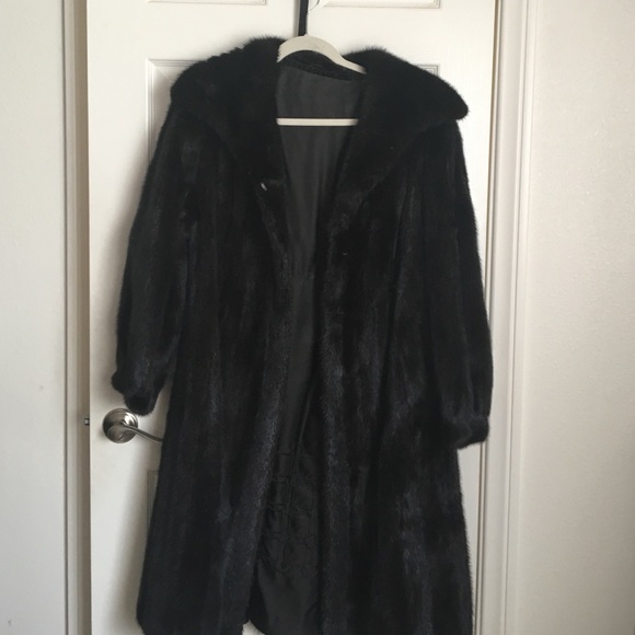 3 quarters mink jacket