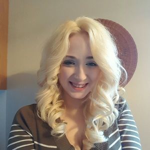 Meet your Posher, Joy