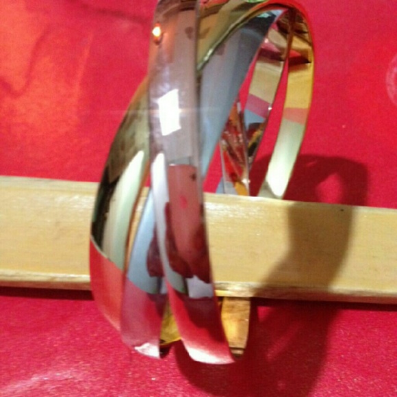Gorgeous six in one bangles