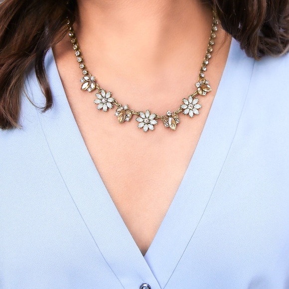 Bella Fiore Collar necklace