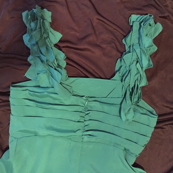 Dress - Picture 3 of 3