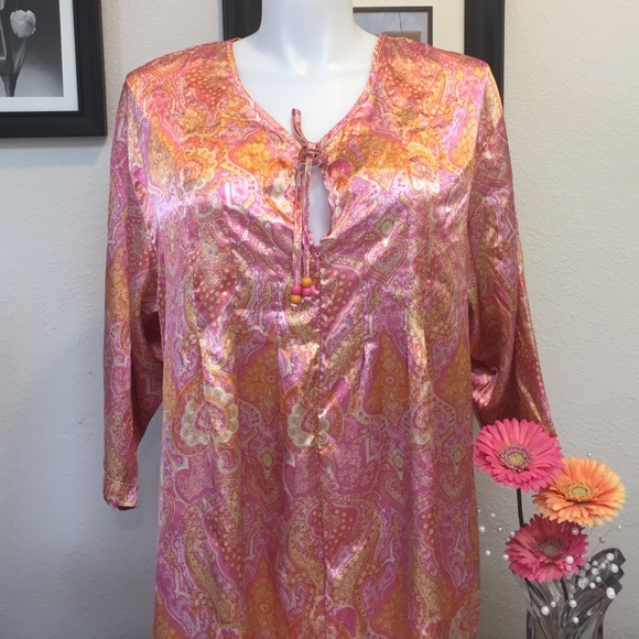 Other - Lovely Satin Zippered Robe