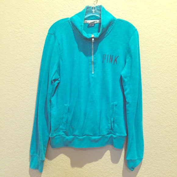 VS blue hoodie pullover