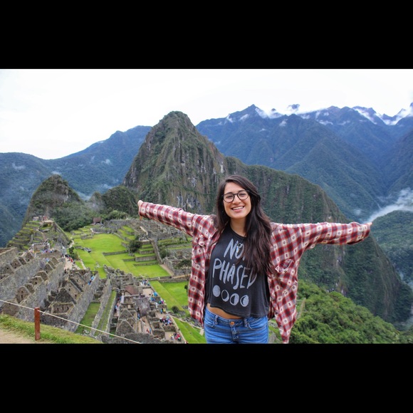 Meet your Posher, Julia - Picture 5 of 6